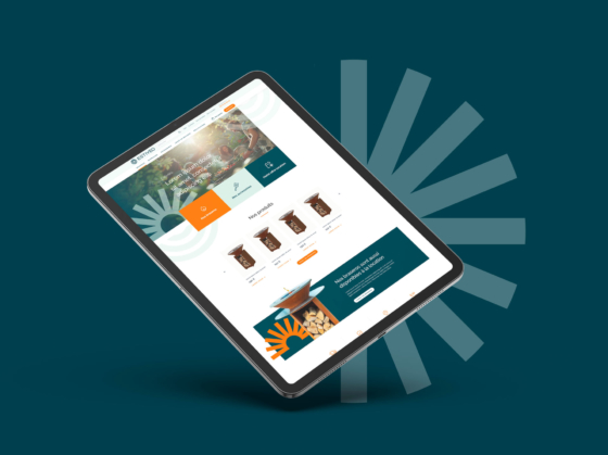 Tablette portable avec le rendu du site internet responsive d'Estiveo